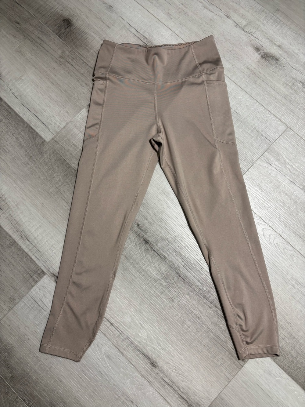 Victoria’s Secret Sport Taupe High Rise Performance Leggings Sz Med